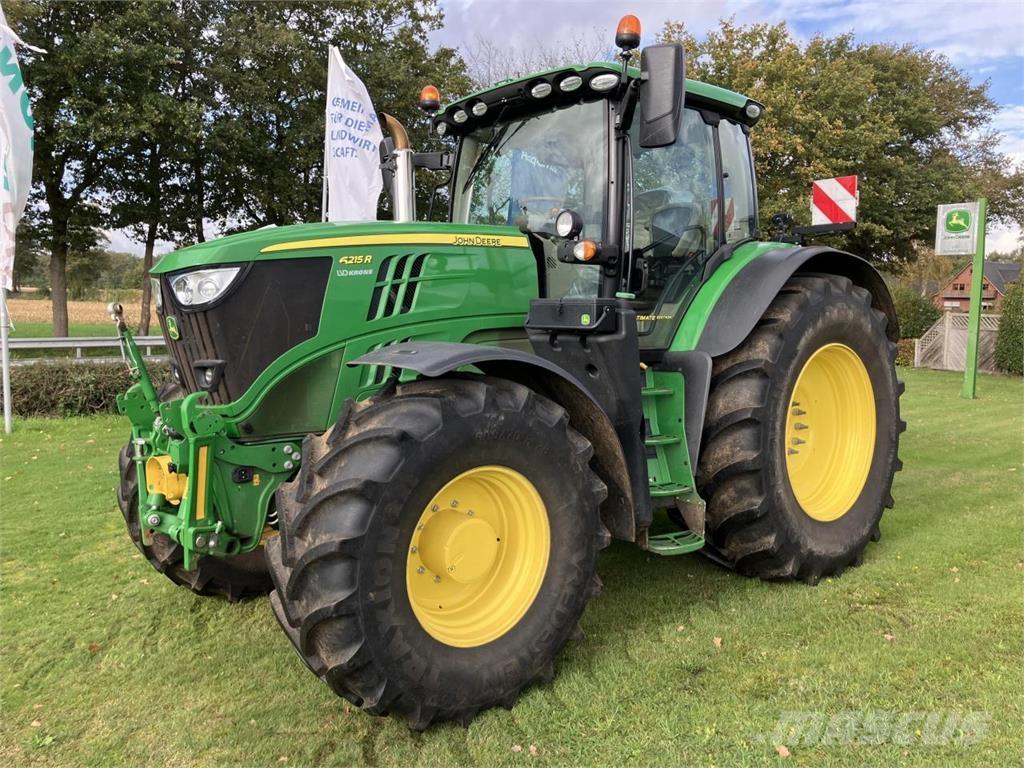 John Deere 6215R Tractoare