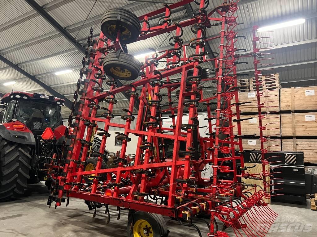 Väderstad NZA 1000 Grapa si pluguri rotative