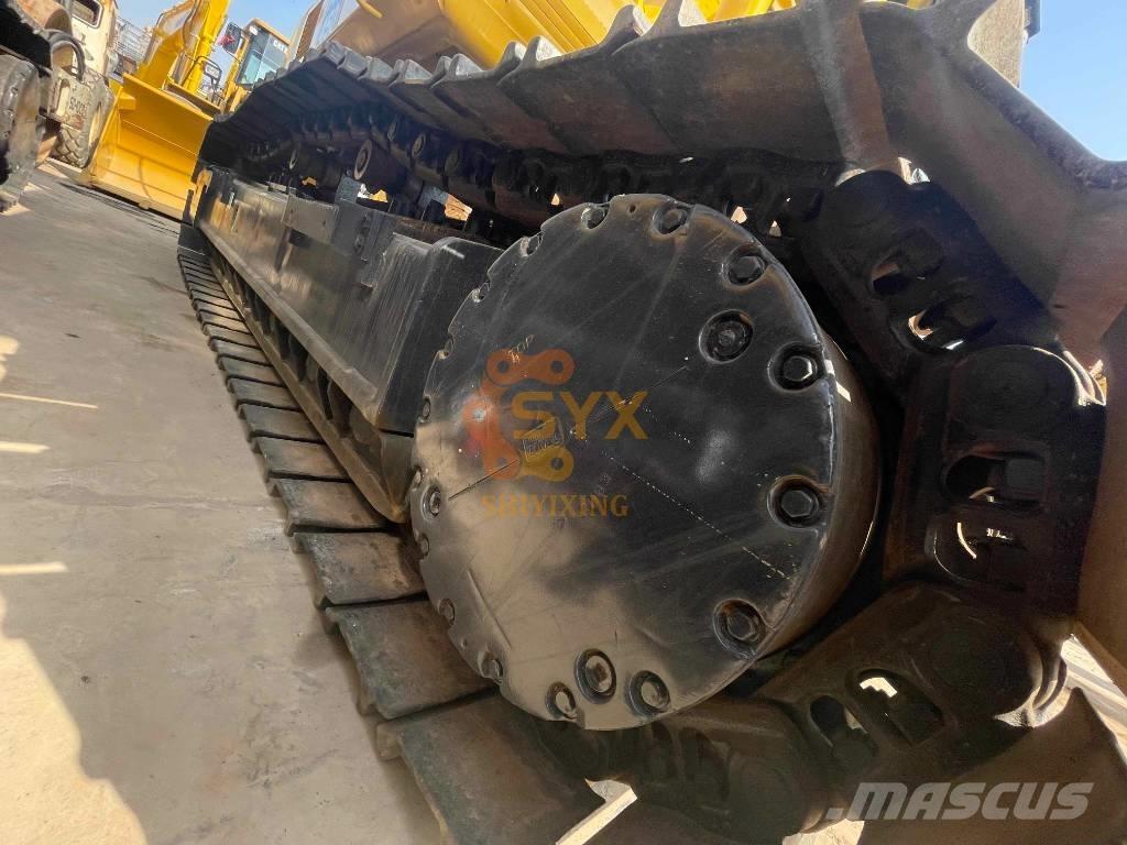 Komatsu PC 450 LC-8 Excavatoare pe șenile
