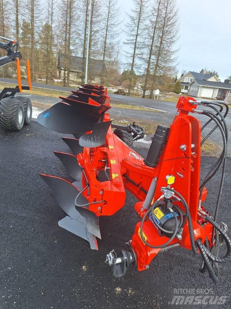 Kuhn Vari-Master 123 Pluguri reversibile