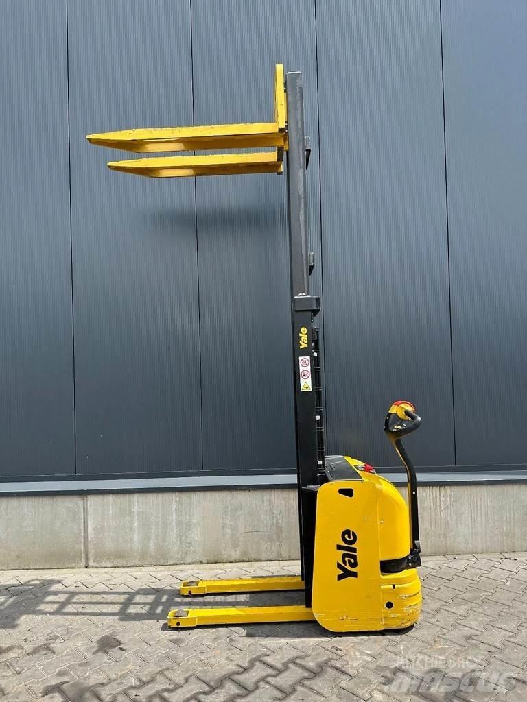 Yale MS 10E-2860 Transpaleta manuala