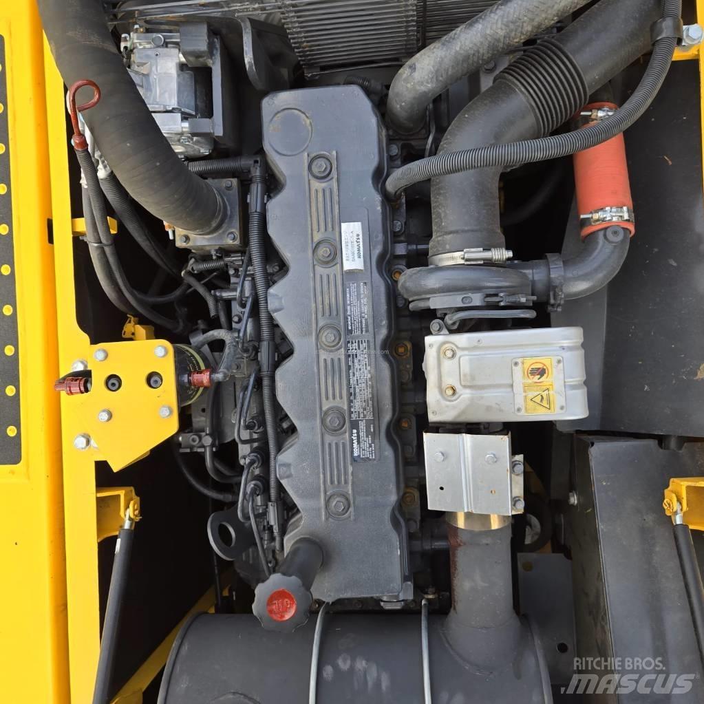 Komatsu PC 200-8 Excavatoare pe șenile
