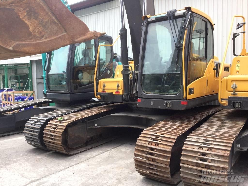 Volvo EC220DL Excavatoare pe șenile
