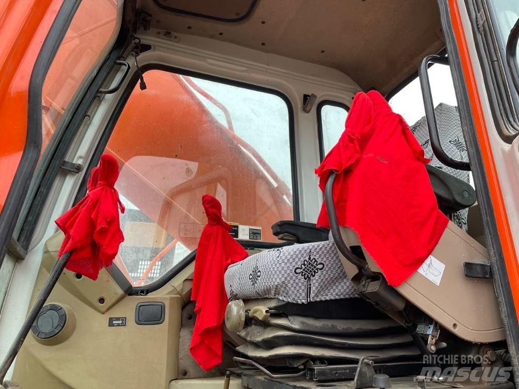 Doosan DH 220 Excavatoare pe șenile
