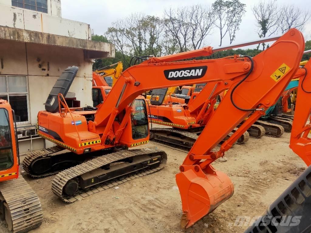 Doosan DH 225 LC-7 Excavatoare pe șenile
