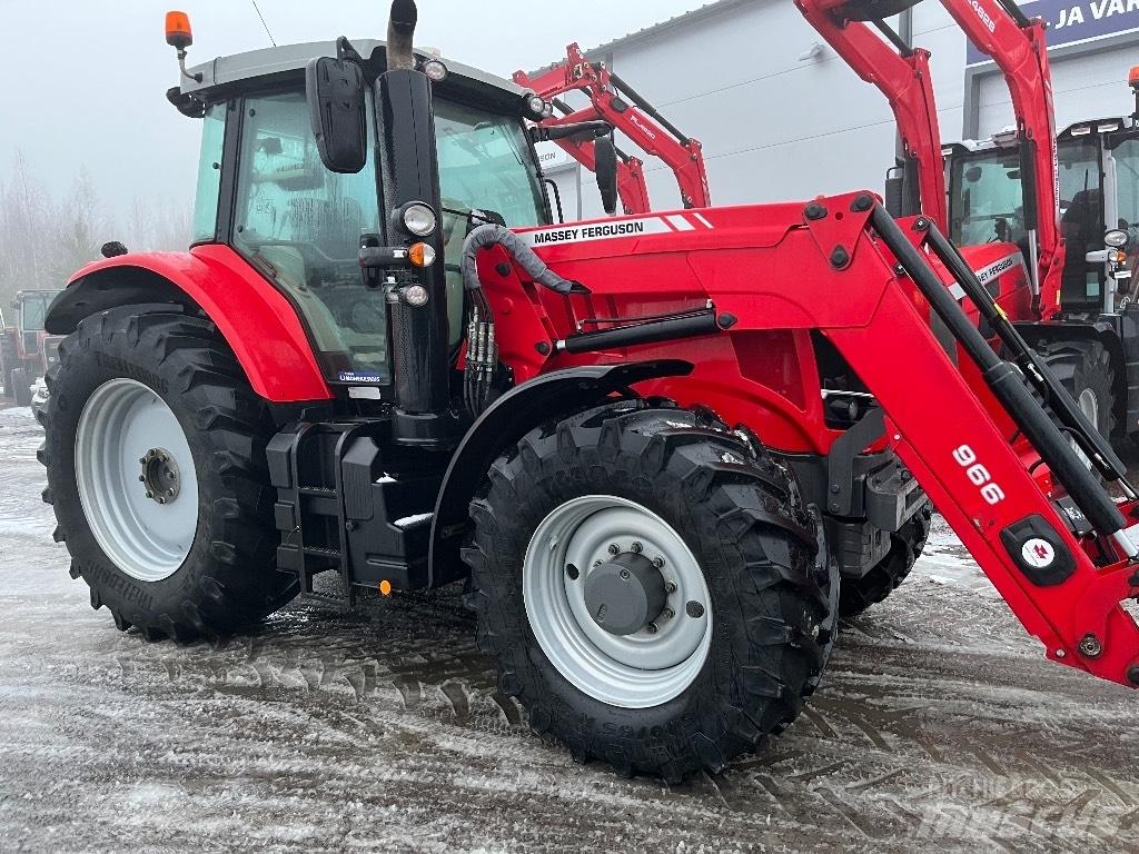Massey Ferguson 7720 Tractoare