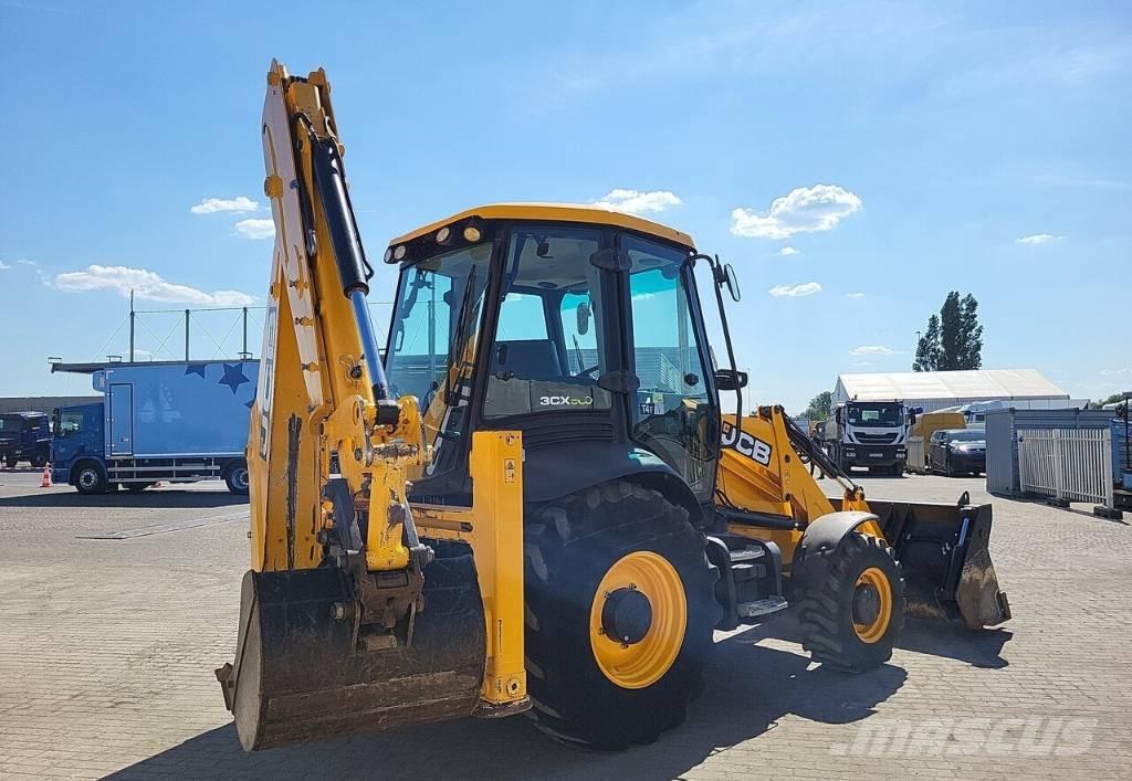 JCB 3 CX 14-4T Buldoexcavatoare