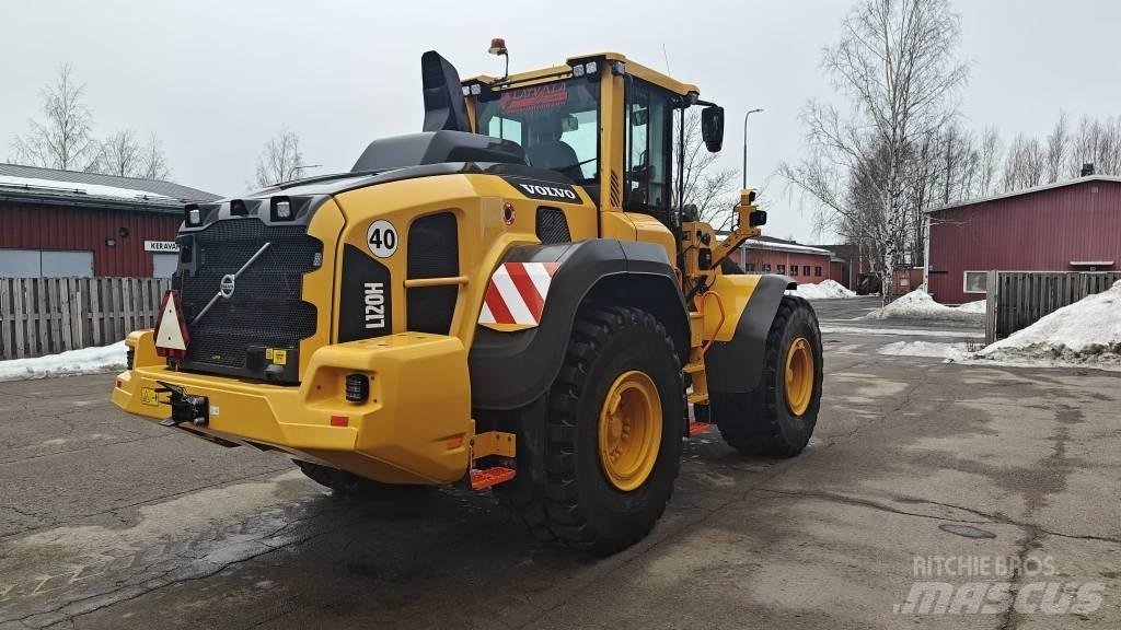 Volvo 120H Incarcator pe pneuri