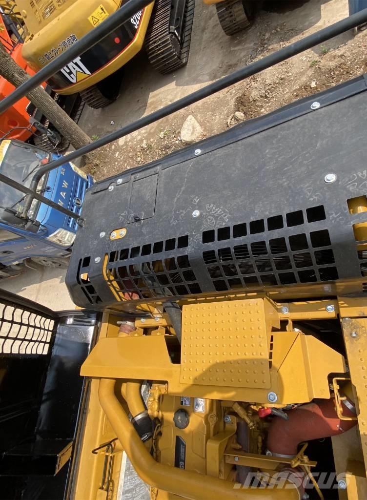 CAT 336 D 2 Excavatoare pe șenile
