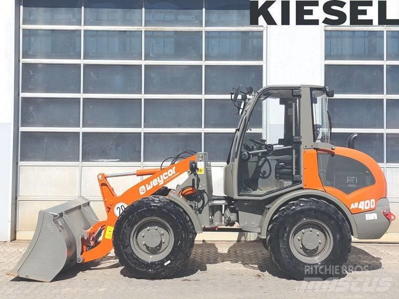 Atlas AR 400 Incarcator pe pneuri