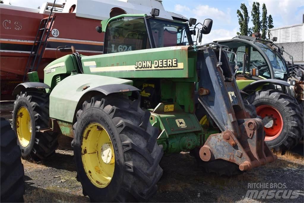 John Deere 3200 Nacele cu brat telescopic