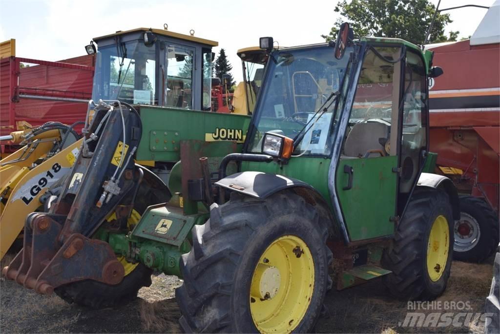 John Deere 3200 Nacele cu brat telescopic