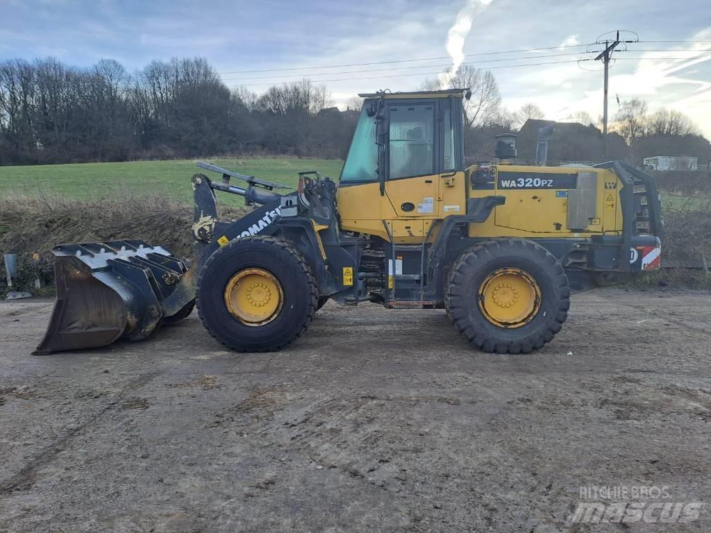 Komatsu WA 320 PZ-6 Incarcator pe pneuri