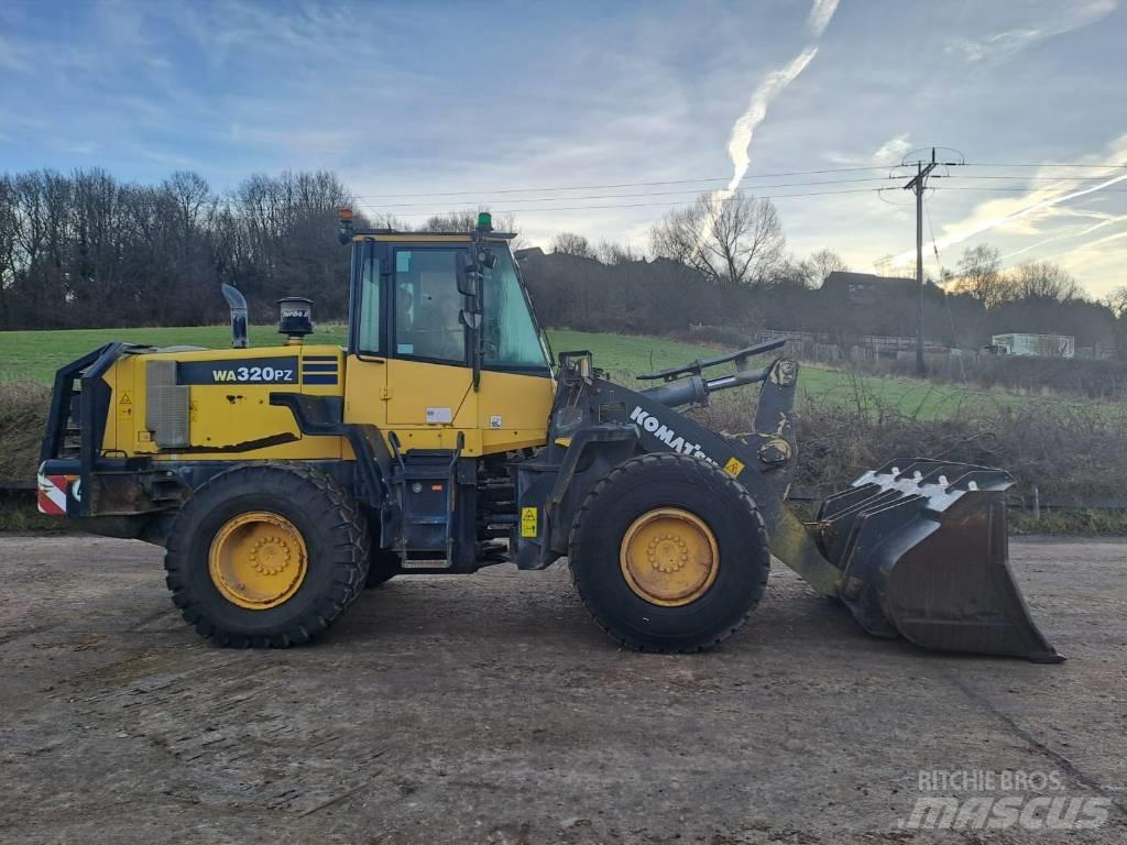 Komatsu WA 320 PZ-6 Incarcator pe pneuri
