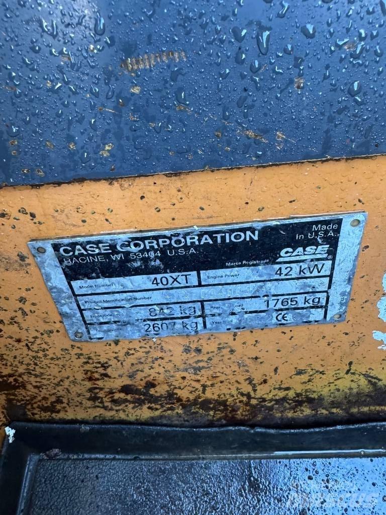 CASE 40 XT Mini incarcator