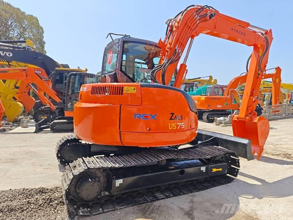 Hitachi ZX 75 US Excavatoare 7t - 12t