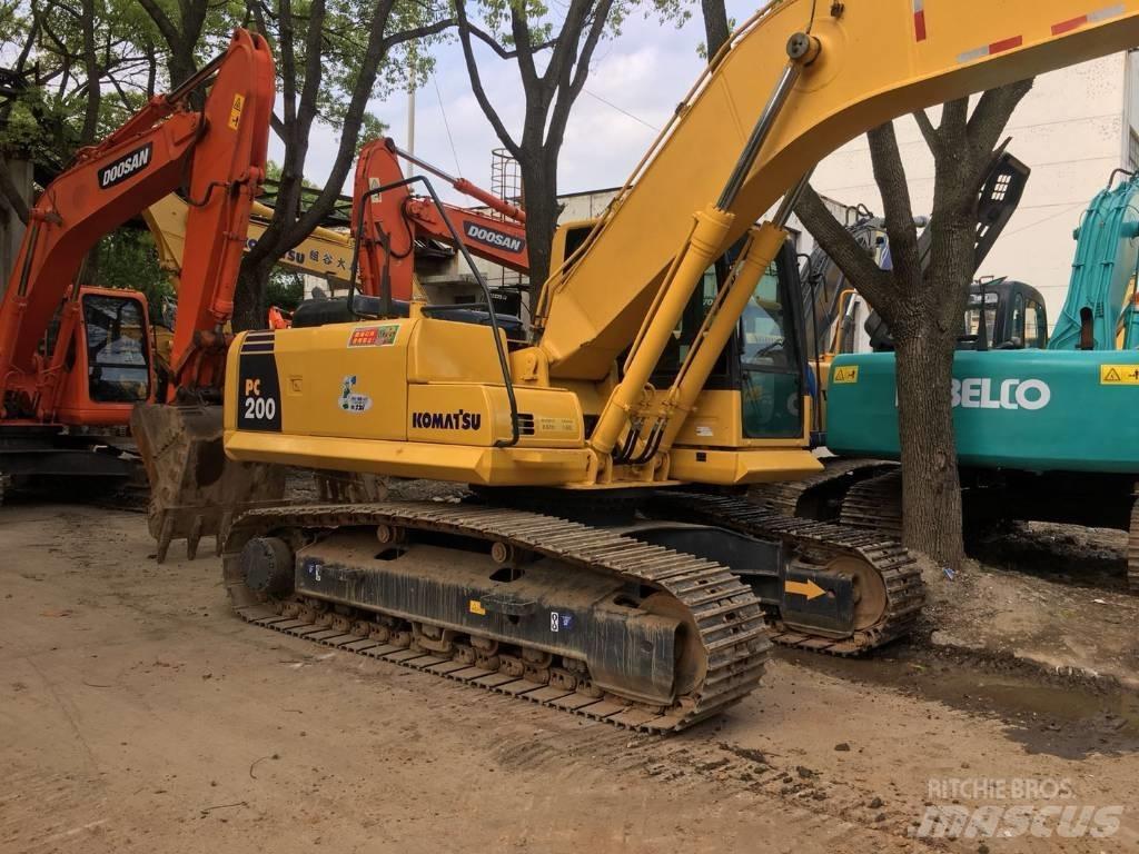 Komatsu pc200-8 Excavatoare pe șenile
