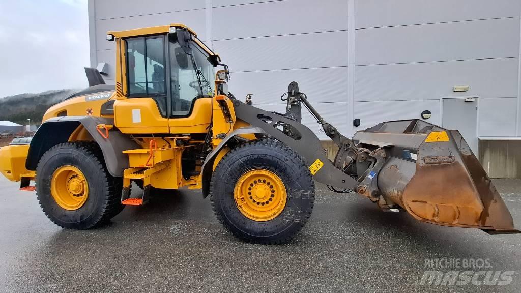 Volvo L90H Incarcator pe pneuri