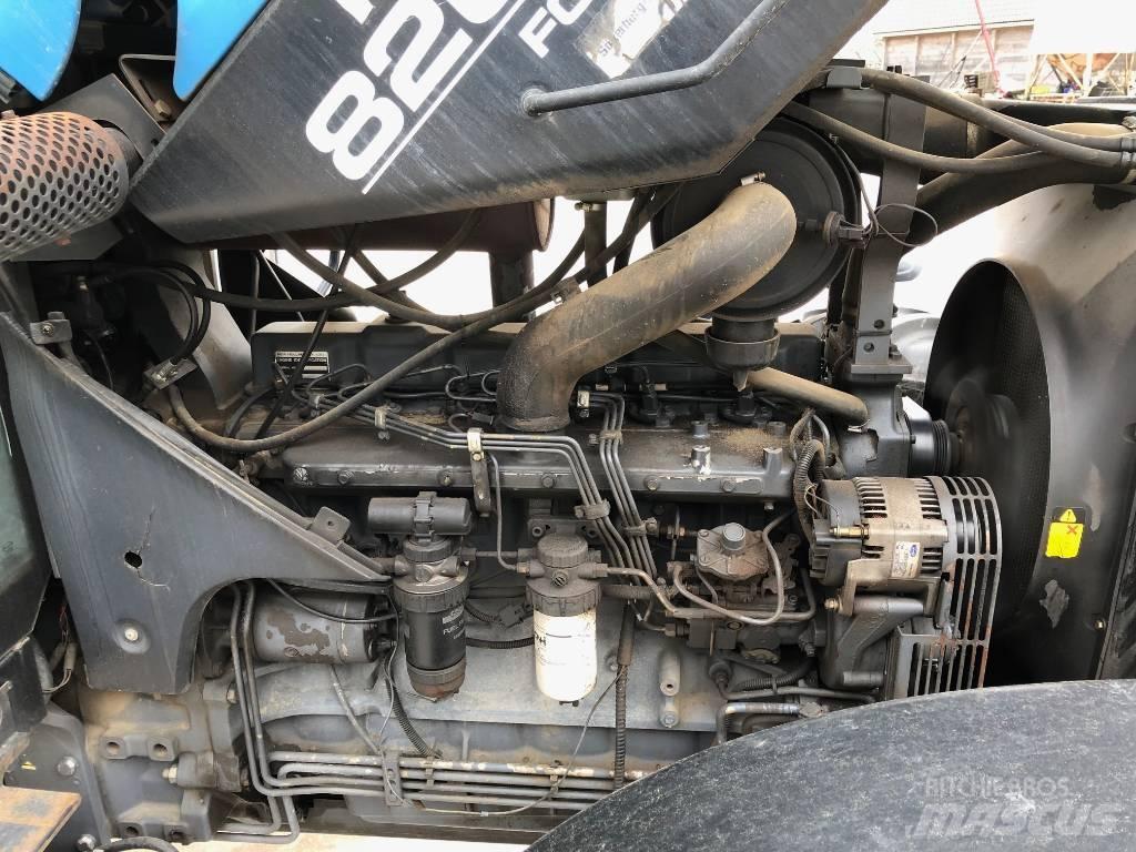 New Holland 8260 Tractoare