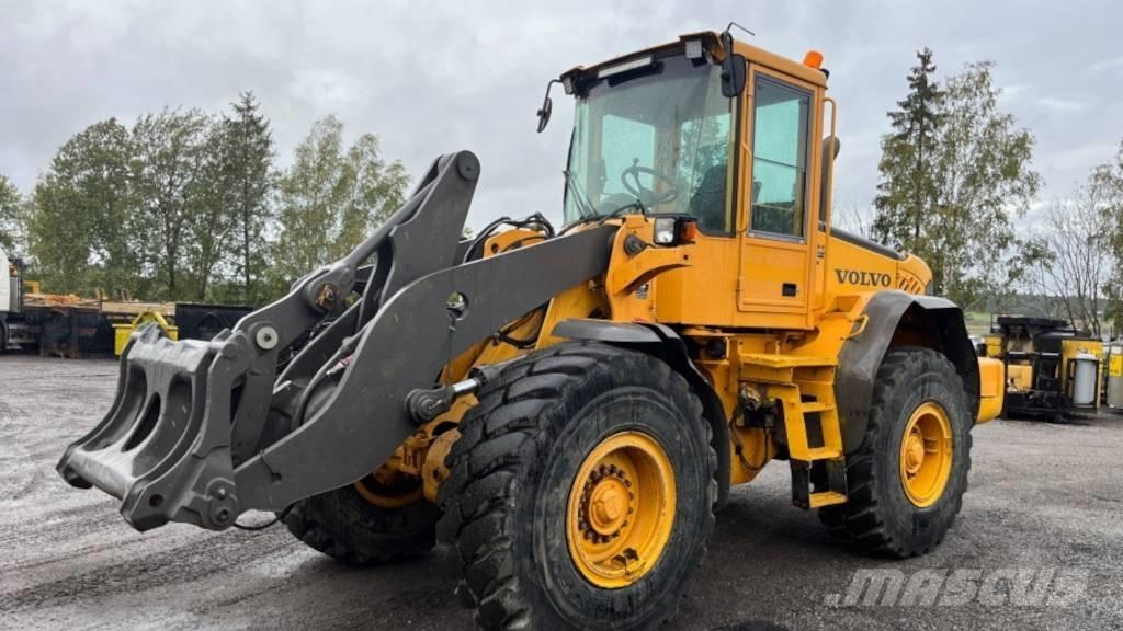 Volvo L 90 E Incarcator pe pneuri