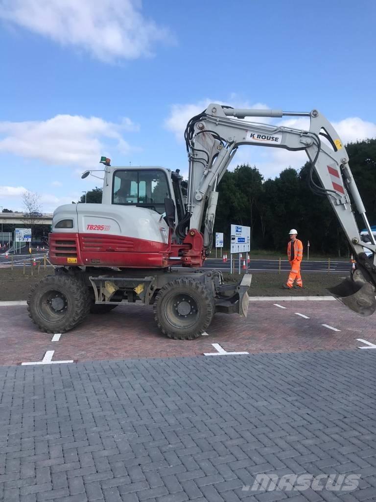 Takeuchi TB295W Excavatoare cu roti