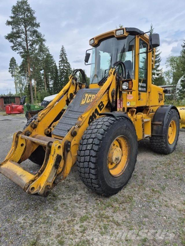JCB 411B Incarcator pe pneuri