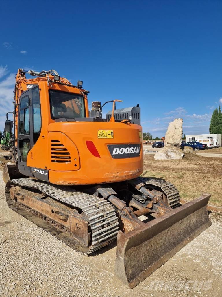 Doosan DX 140 LCR Excavatoare pe șenile
