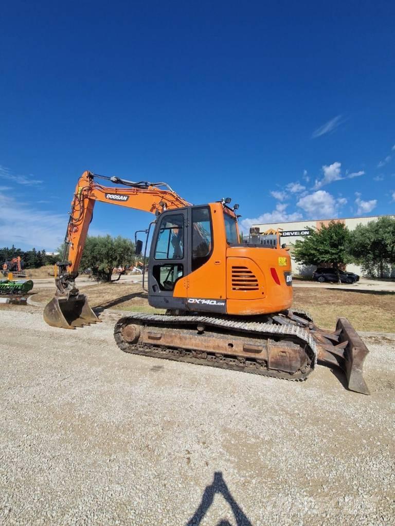 Doosan DX 140 LCR Excavatoare pe șenile
