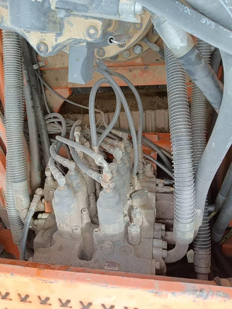 Doosan DX420LC Excavatoare 7t - 12t