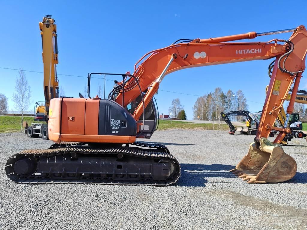 Hitachi ZX 225 US Excavatoare pe șenile

