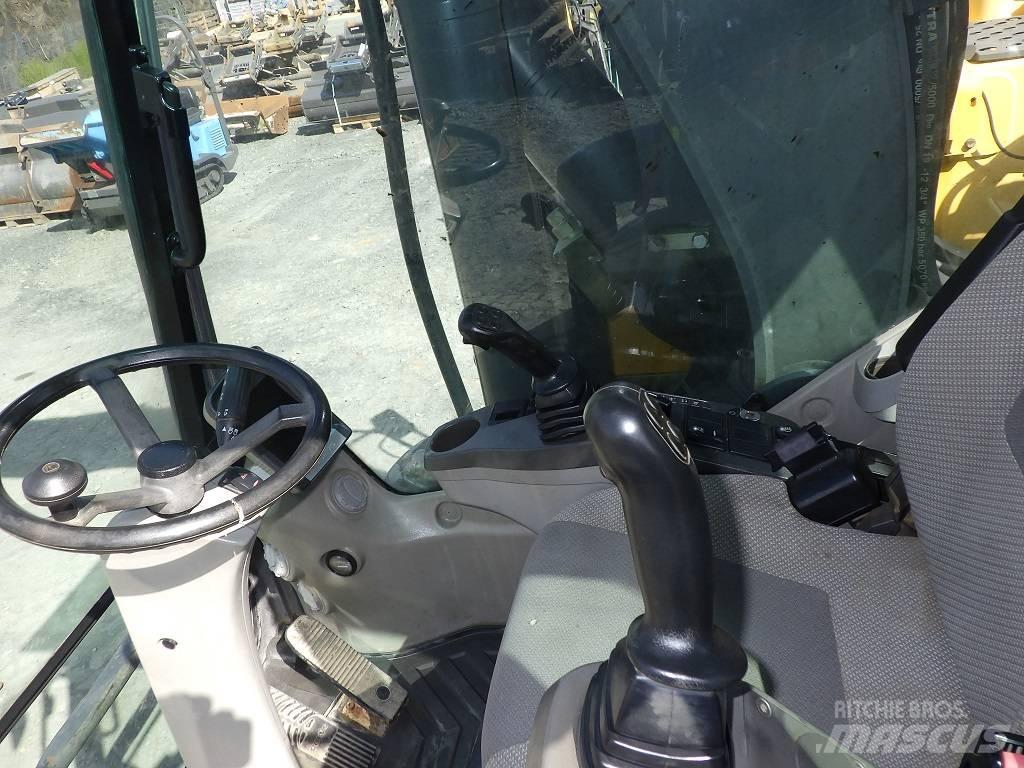 Volvo EW 180 C Excavatoare cu roti