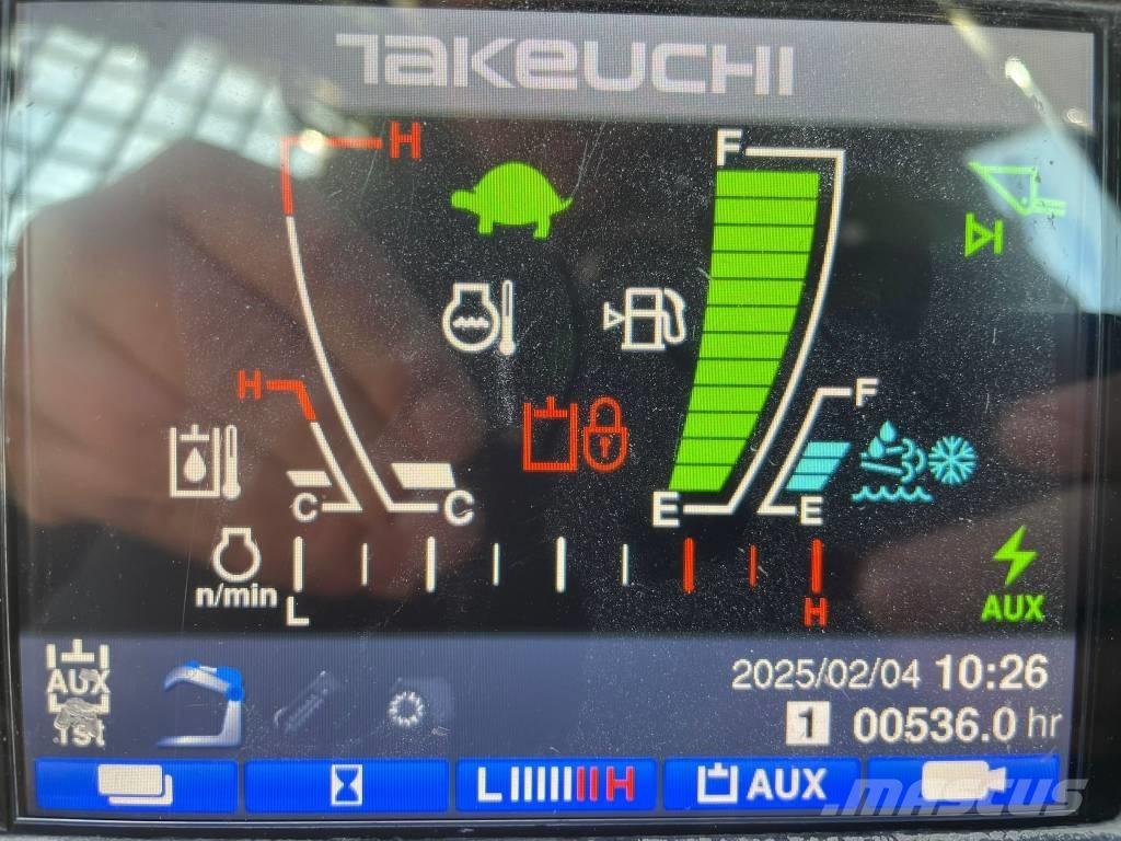 Takeuchi TL12 Mini incarcator