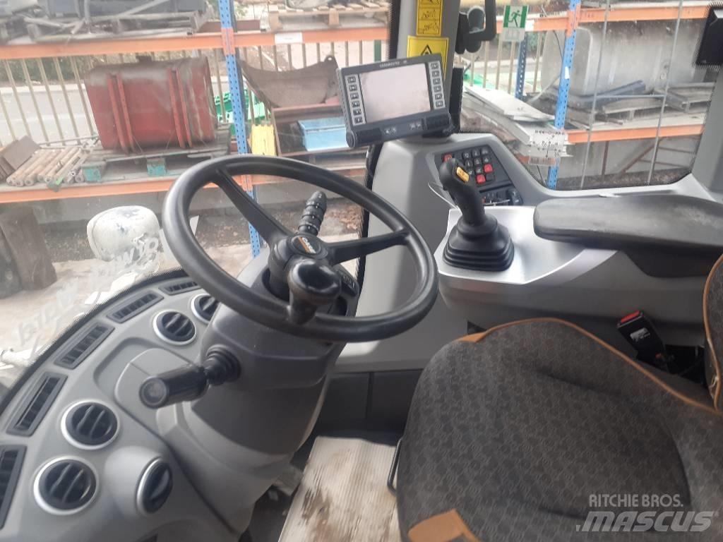 CASE 621 g Incarcator pe pneuri