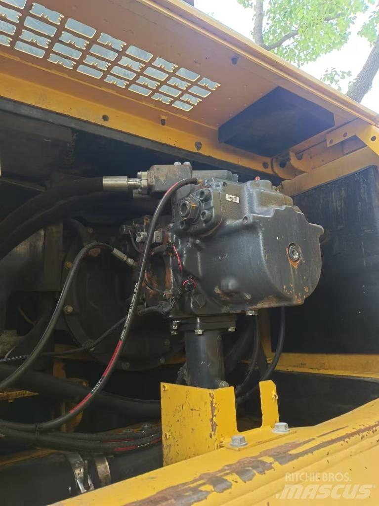 Komatsu PC 450-8 Excavatoare pe șenile
