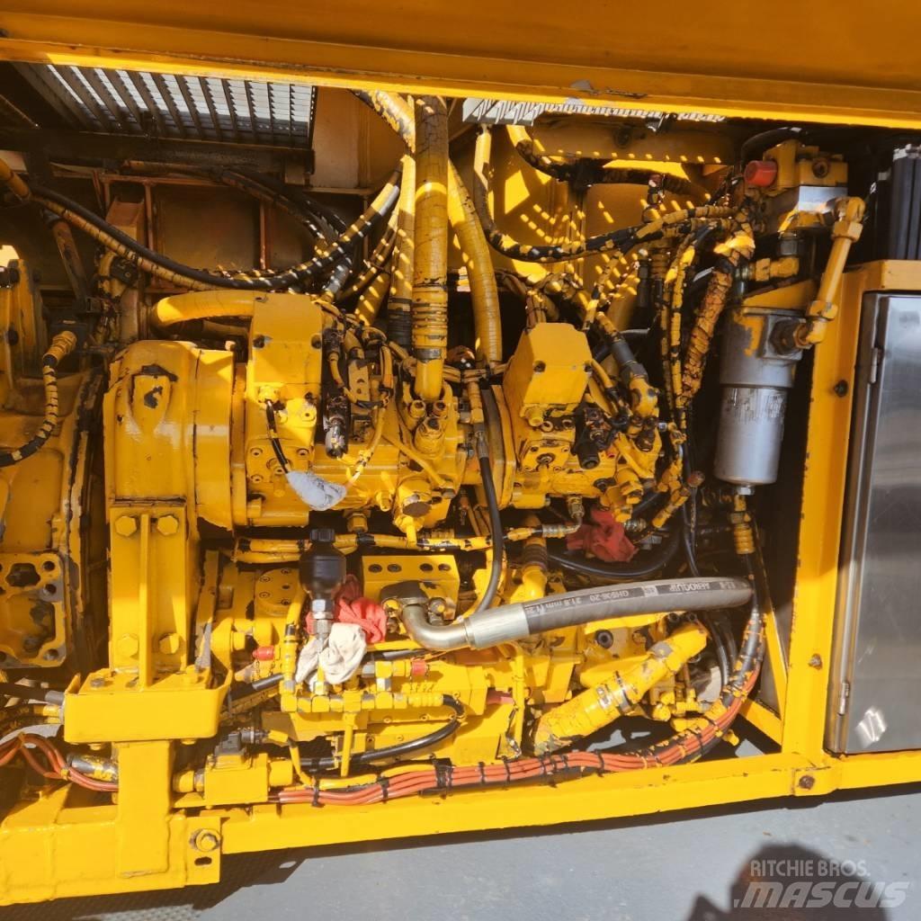 Liebherr LTM 1400 Macara pentru orice teren