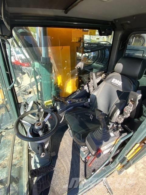 Hyundai HW 180 Excavatoare cu roti