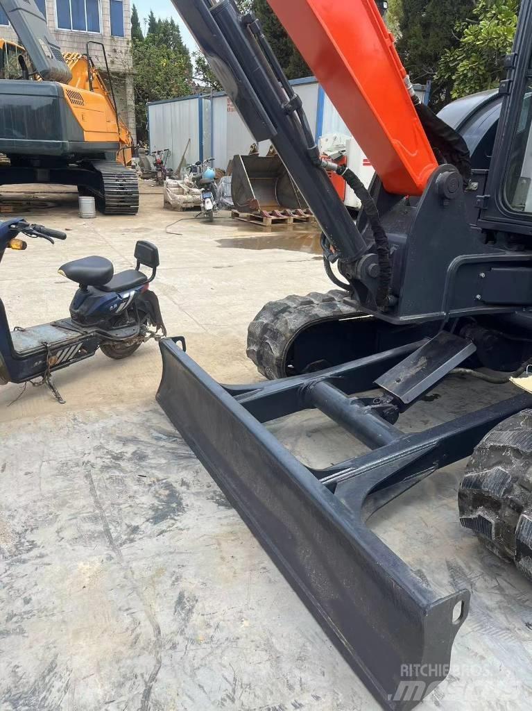 Hitachi zx55USR Mini excavatoare < 7t
