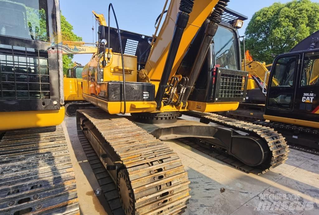 CAT 320 D L Excavatoare pe șenile
