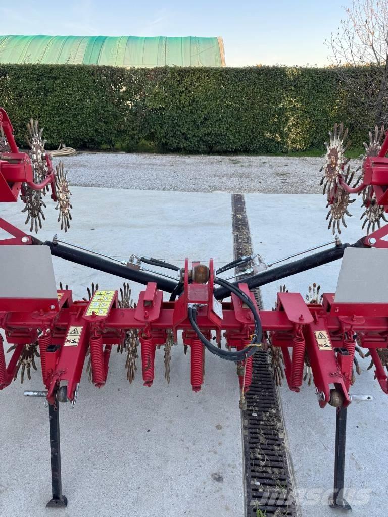  ceccato Olindo - Cultivatoare de recolte in randuri