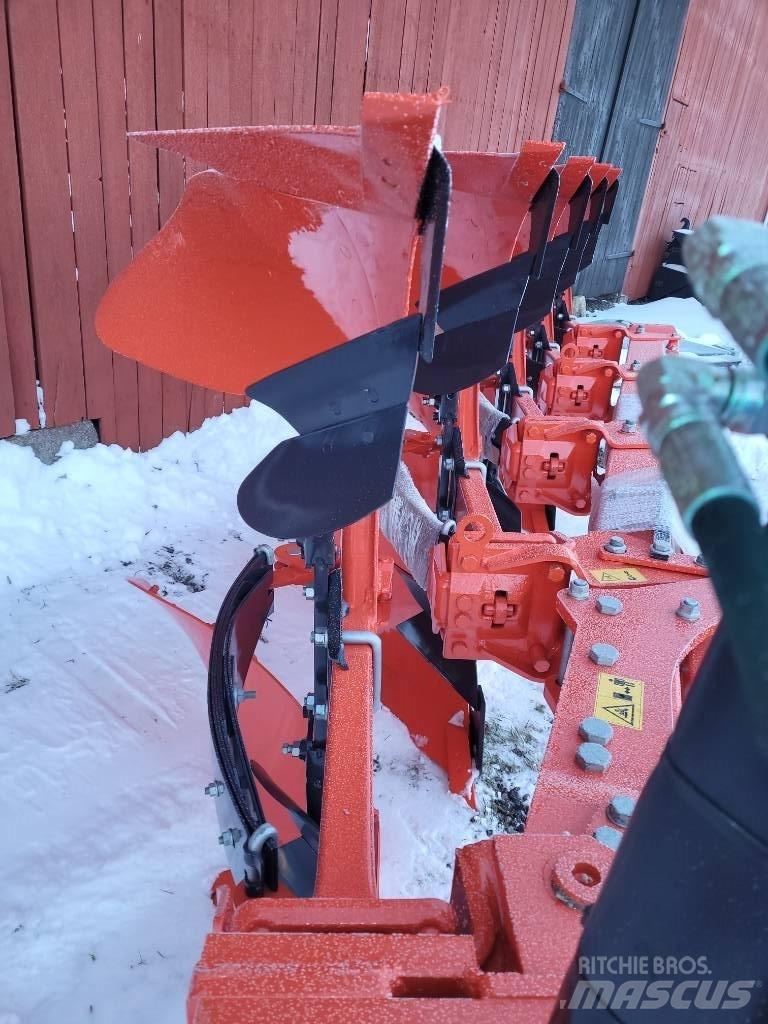 Kubota RM 3005V Pluguri reversibile