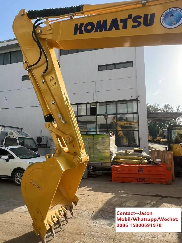 Komatsu PC 220-8 Excavatoare pe șenile
