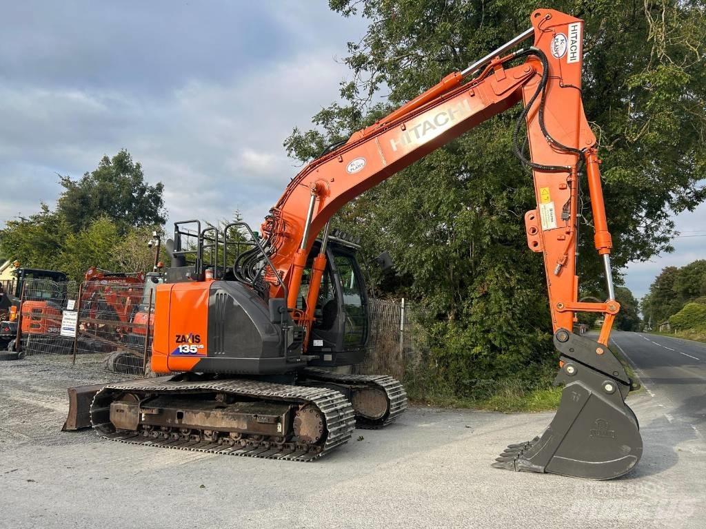 Hitachi ZX 135 US-6 Excavatoare pe șenile
