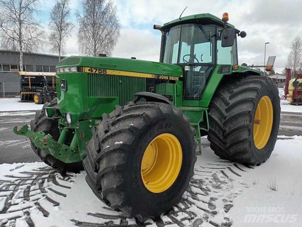 John Deere 4755 Tractoare