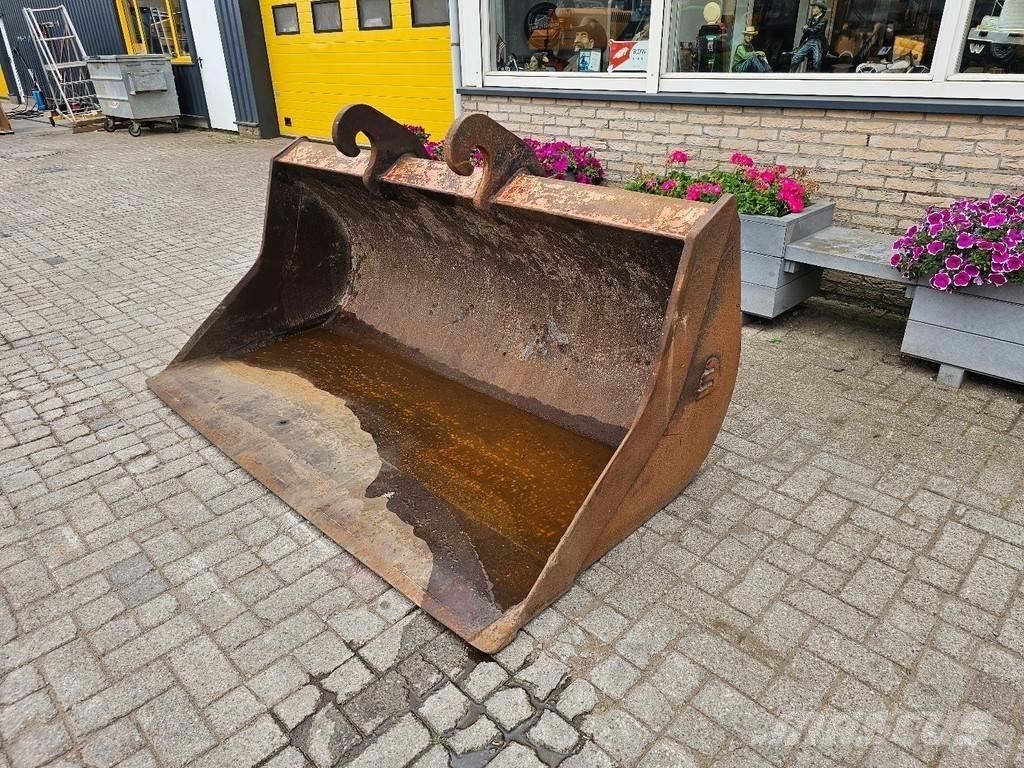  Onbekend Slotenbak Pistoane