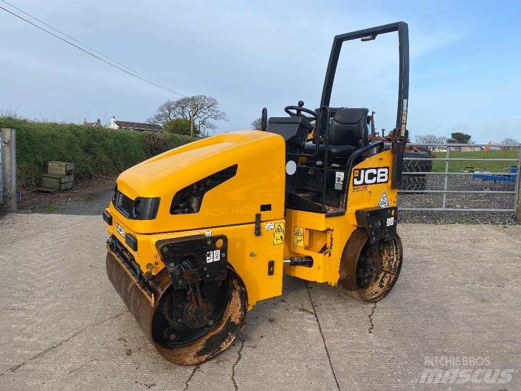 JCB VMT 260-120 Cilindri compactori dubli