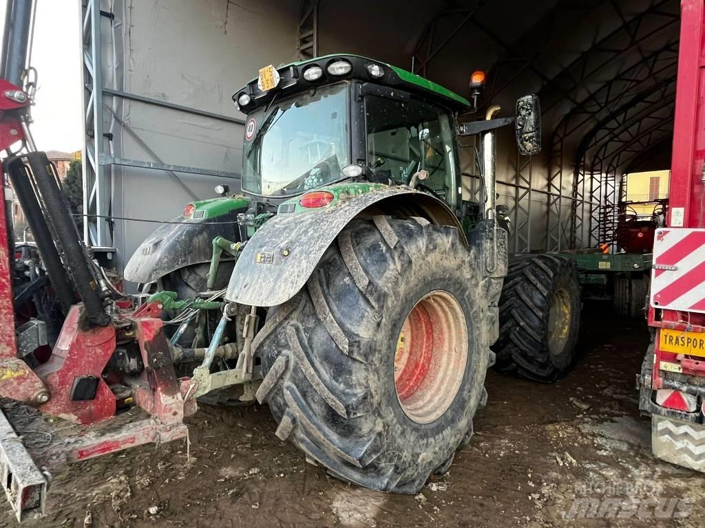 John Deere 6145 R Tractoare