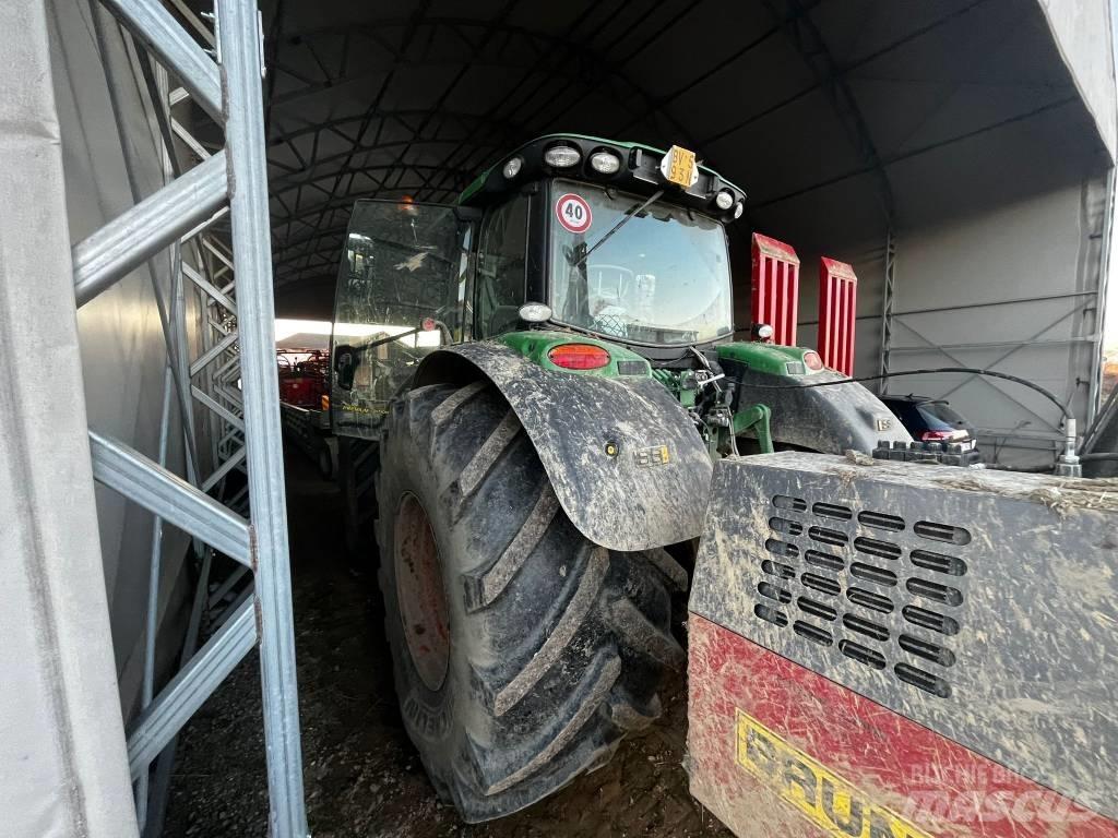 John Deere 6145 R Tractoare