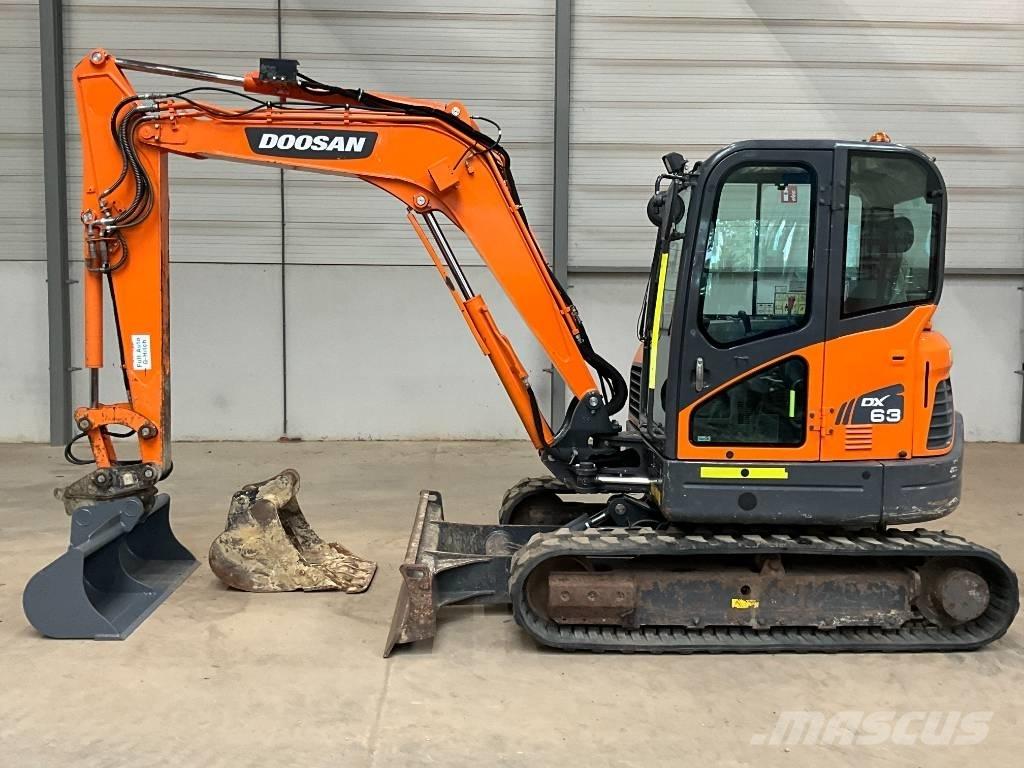 Doosan DX 63-3 Mini excavatoare < 7t
