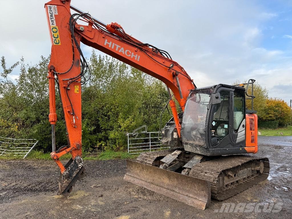 Hitachi ZX 135 US-6 Excavatoare pe șenile
