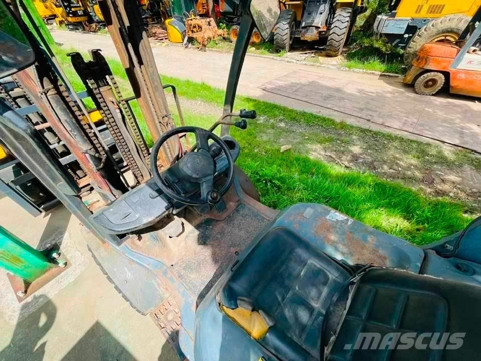 Toyota FD30-8 Strivuitoare-altele